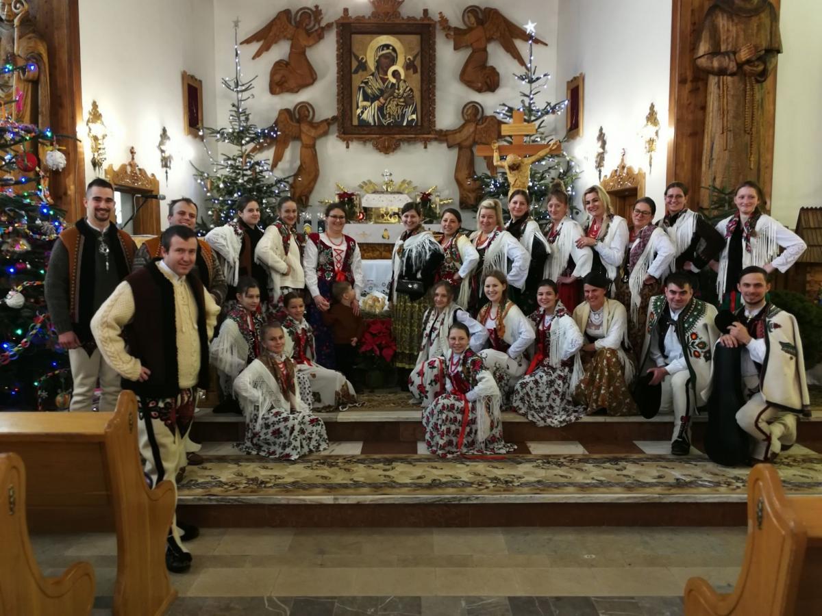 Koncert poprowadzi zespół Skrzypnianie ze Skrzypnego na Podhalu.