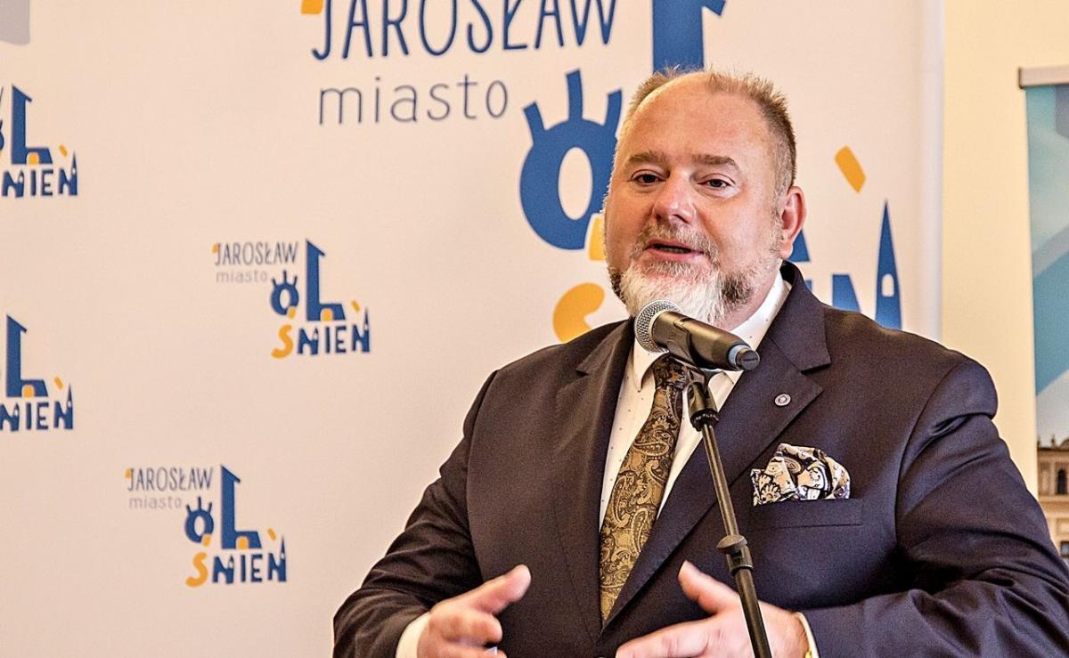 – Dla mnie nie jest to ruch antyrządowy, lecz taki, którego celem jest zadbanie o poprawę warunków funkcjonowania samorządów, tak, aby samorządy w odpowiednich warunkach mogły realizować zadania służące poprawie życia mieszkańców naszych małych ojczyzn – powiedział burmistrz Jarosławia Waldemar Palu
