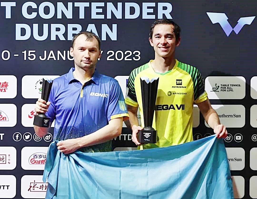 Finaliści turnieju w południowoafrykańskim Durbanie – Jaroslav Żmudenko (z lewej) i Brazylijczyk Hugo Calderano.<br/>fot.ze zbiorów własnych