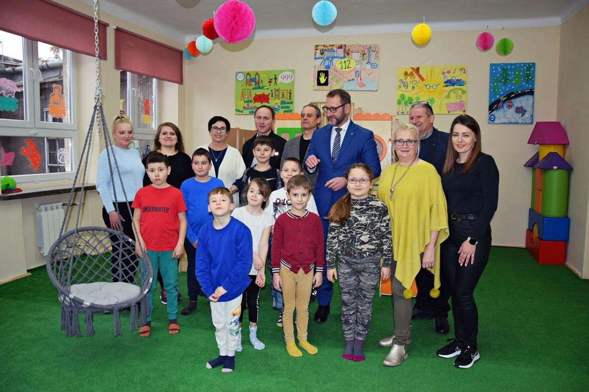Pod koniec listopada br. doszło do symbolicznego otwarcia miasteczka ruchu drogowego w SOSW nr 2 w Przemyślu. Symbolicznego, bo nie jest ono jeszcze do końca wyposażone. To nastąpi niebawem …<br/>fot.ze zbiorów własnych