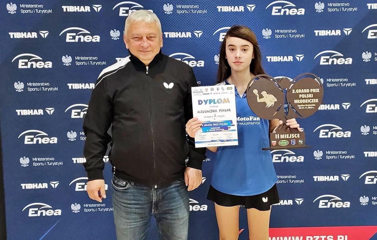 Aleksandra Makar ze swoim trenerem Zdzisławem Bodnarem.<br/>fot.ze zbiorów własnych