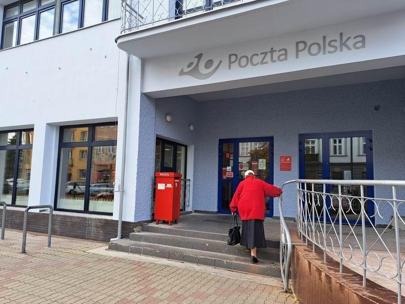 Poczta Polska ostrzega klientów przed nową metodą oszustów mającą na celu wyłudzenie danych lub pieniędzy.
 
<br/>fot.Urszula Gielo