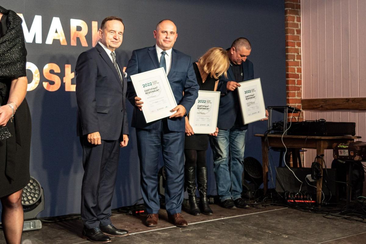 Wyróżnienie w imieniu burmistrza Jarosławia W. Palucha odebrał z rąk marszałka W. Ortyla dyrektor Centrum Kultury i Promocji w Jarosławiu Tomasz Wywrót.

<br/>fot.Bieszczadzkie Drezyny Rowerowe