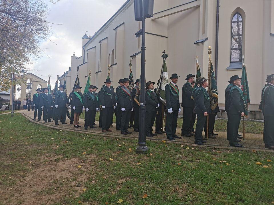 W Polsce istnieje 2503 kół łowieckich, które dzierżawią 4766 obwodów łowieckich.
 
<br/>fot.ZO PZL Przemyśl