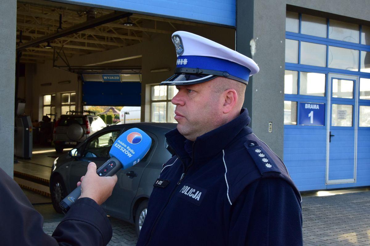 Kampania „Twoje Światła – Nasze Bezpieczeństwo” ma sprawić, by na drogach było jeszcze bezpieczniej. Prawidłowo ustawione oświetlenie zmniejsza ryzyko wypadków i poprawia komfort poruszania się nie tylko kierowców, ale również pieszych, których nierzadko rażą nieprawidłowo ustawione reflektory. 