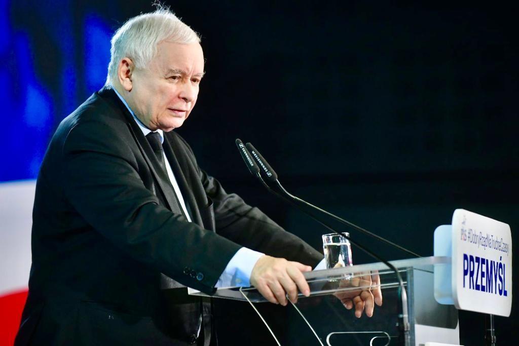 Fragmenty wystąpienia prezesa PiS Jarosława Kaczyńskiego, źródło: Onet, PAP<br/>fot.twitter/PiS