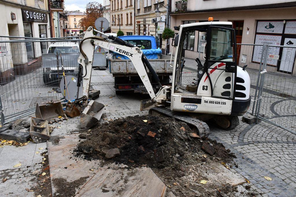 Prace trwają wciąż przy ulicy Franciszkańskiej w Przemyślu.<br/>fot.UM Przemyśl  