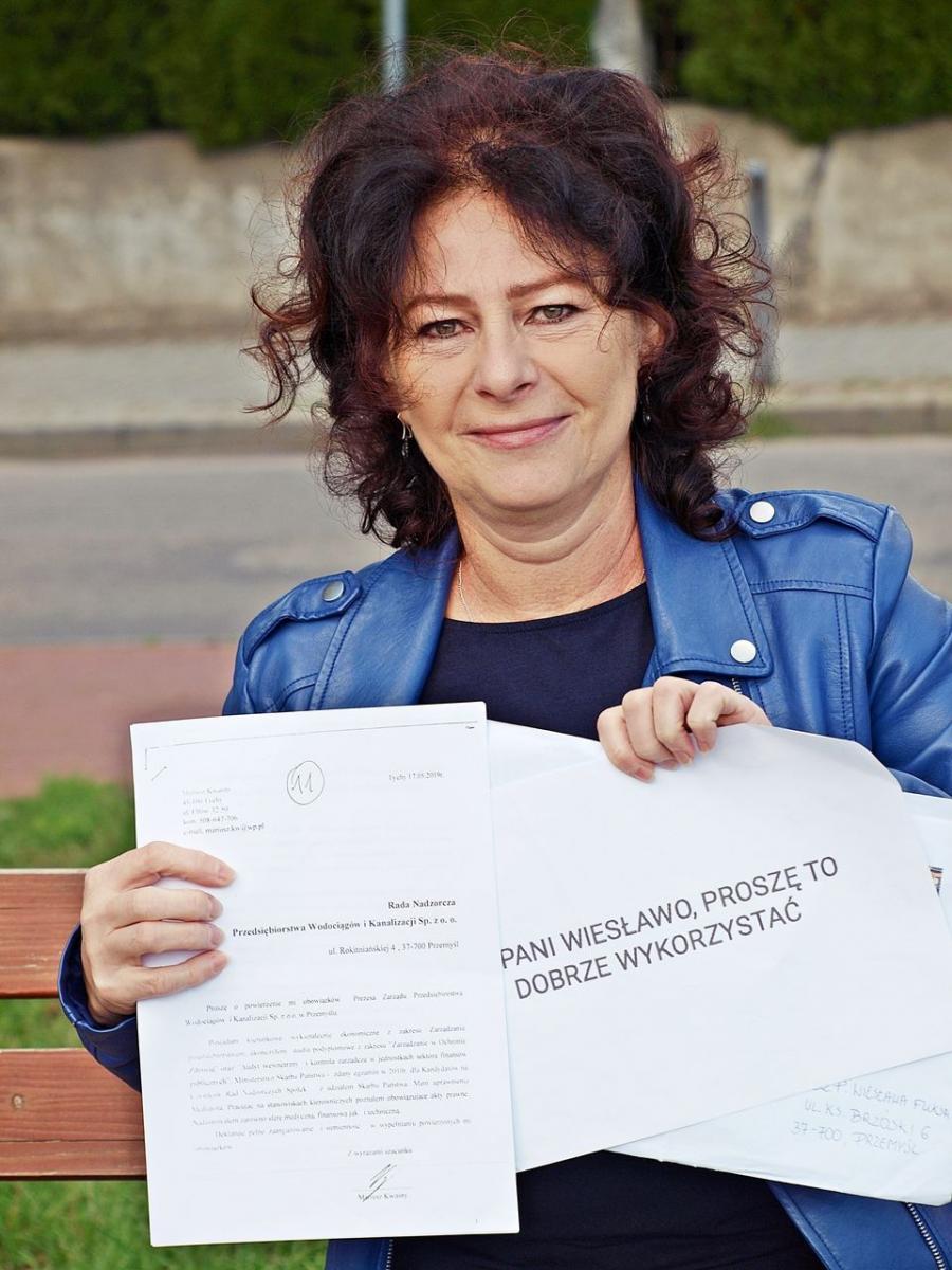 Oprócz przemyskiej prokuratury Wiesława Fuksa o możliwości popełnienia plagiatu przez obecnie urzędującego prezesa Przedsiębiorstwa Wodociągów i Kanalizacji Mariusza Kwaśnego powiadomiła także wojewodę podkarpackiego, władze miasta Przemyśla oraz Radę Miejską w Przemyślu.fot.Mariusz Godos