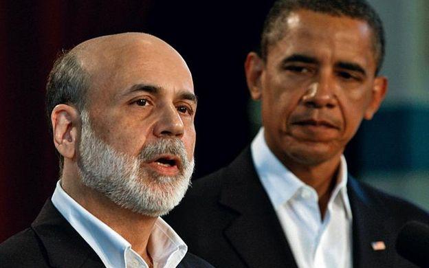 Dziadek amerykańskiego noblisty żydowskiego pochodzenia Bena Bernanke (na zdjęciu z lewej; w tle były prezydent Stanów Zjednoczonych Barack Obama) mieszkał w Przemyślu.<br/>fot.www.wikipedia.pl