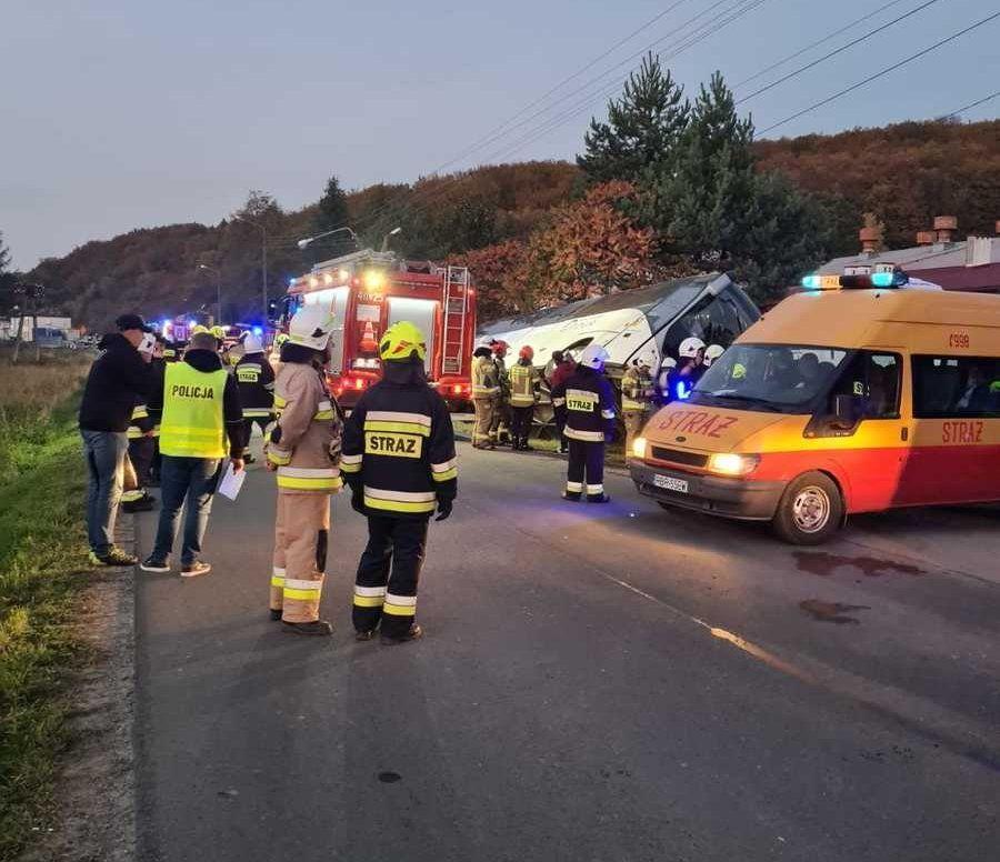 Sporo służb pracowało na miejscu.<br/>fot.KPP Brzozów