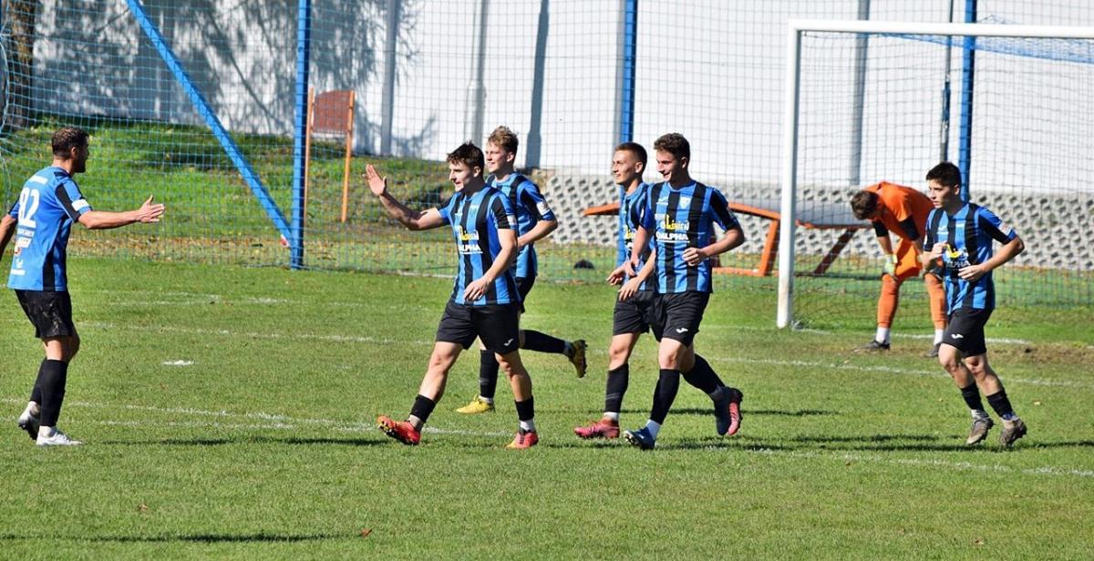 Jarosławianie dokonali rzeczy, wydawać by się mogło, niemożliwej. Przegrywając w 82. min 1:3 z nie byle kim, potrafili zwyciężyć 4:3! Wielkie brawa!<br/>fot.Dominik Budzowski