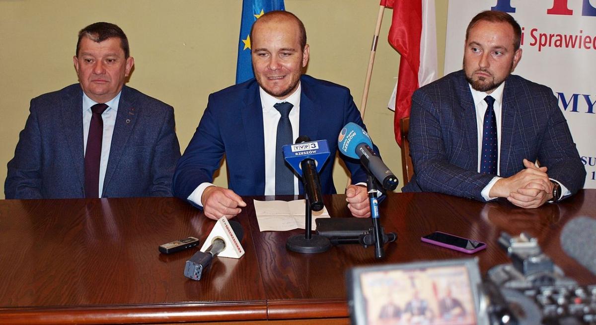W konferencji prasowej udział wzięli (od lewej): Wojciech Rzeszutko, Maciej Kamiński i Andrzej Berestecki.<br/>fot.Mariusz Godos