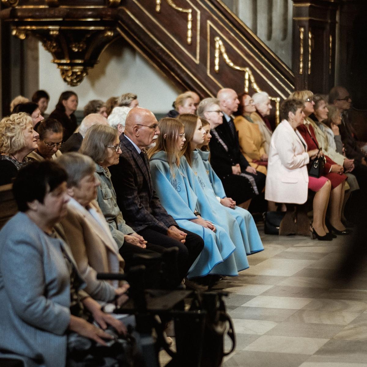 Zgromadzonych na eucharystii przywitał przeor klasztoru dominikanów w Jarosławiu o. Jacek Skupień OP.<br/>fot.www.jaroslaw.dominikanie.pl