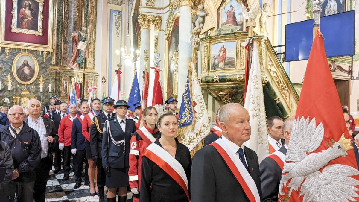 Honorowi dawcy krwi i sympatycy krwiodawstwa w pierwszą sobotę września stawili się licznie przed cudownym obrazem Matki Bożej Słuchającej.<br/>fot.FB Sanktuarium Kalwaria Pacławska