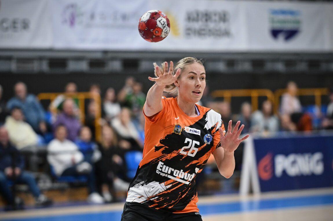 Aleksandra Zimny rzuciła w Lublinie cztery bramki.<br/>fot.PGNiG Superliga Piłki Ręcznej Kobiet