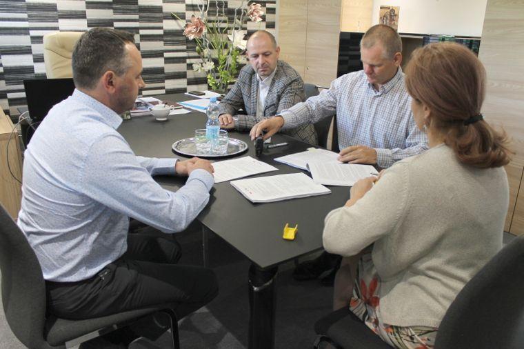Na realizację zadań, gmina Stary Dzików otrzymała dofinansowanie w ramach pierwszej edycji Programu Inwestycji Strategicznych Rządowego Funduszu Polski Ład w kwocie 9 mln 310 tys. zł. Łączna kwota inwestycji to niemal 13 mln zł. <br/>fot.UG Stary Dzików 