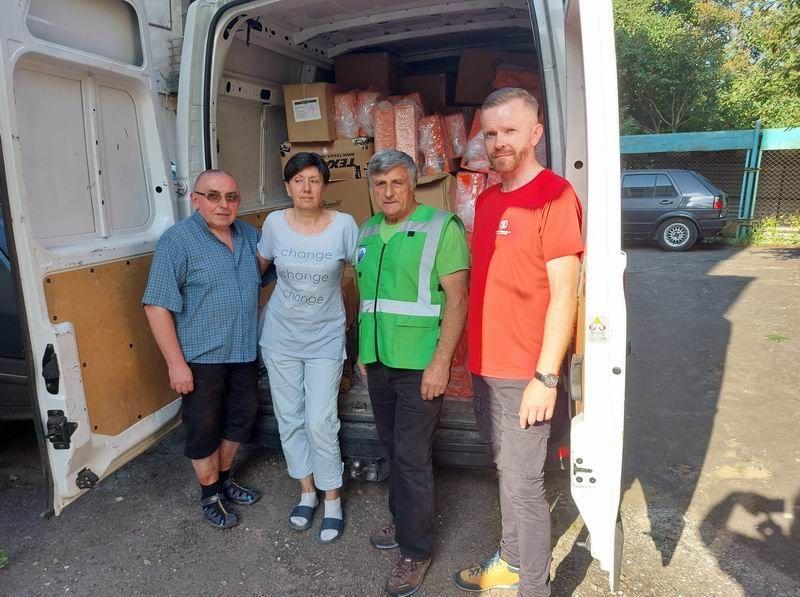 Zakupiona termoaktywna odzież, agregaty prądotwórcze, latarki i zestawy pierwszej pomocy już trafiły do ukraińskiego partnera.<br/>fot.ze zbiorów własnych