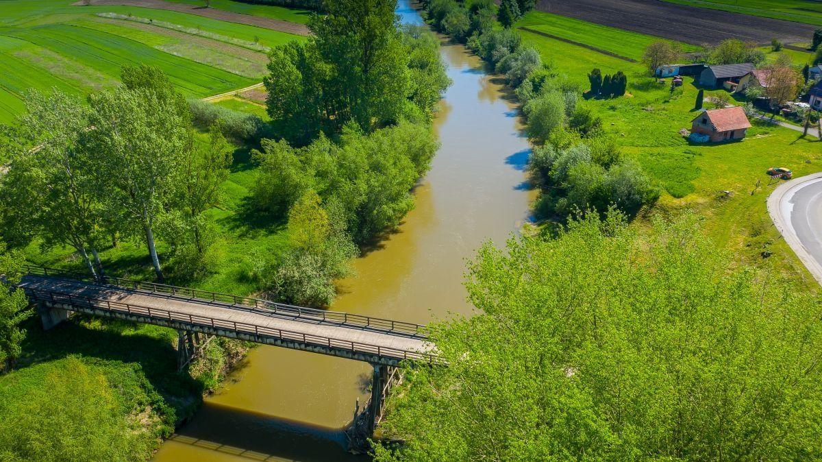 Stary, drewniany most na Wisłoku przejdzie do historii.<br/>fot.Starostwo Powiatowe Przeworsk
