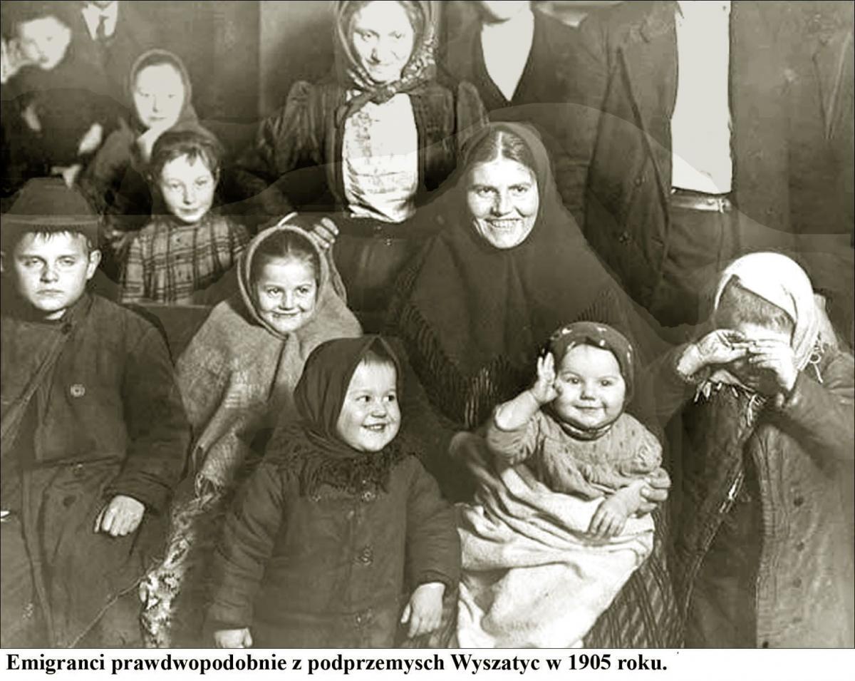 Emigranci prawdopodobnie z podprzemyskich Wyszatyc w 1905 roku.