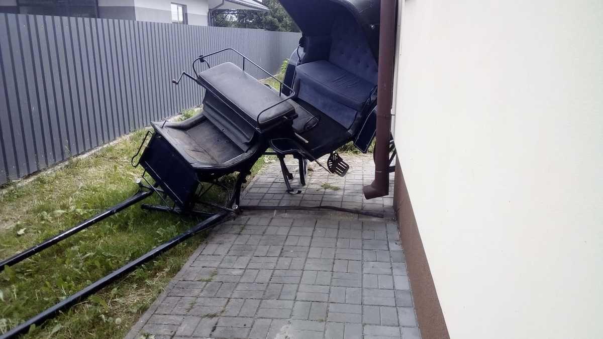 Pasażerowie wypadli z bryczki.<br/>fot.KPP Lubaczów