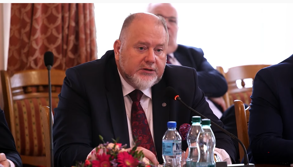 Burmistrz Waldemar Paluch poczuł się pomówiony publicznie i zasugerował, że z tego tytułu może dojść do spotkania w sądzie.<br/>fot.Twoja TV