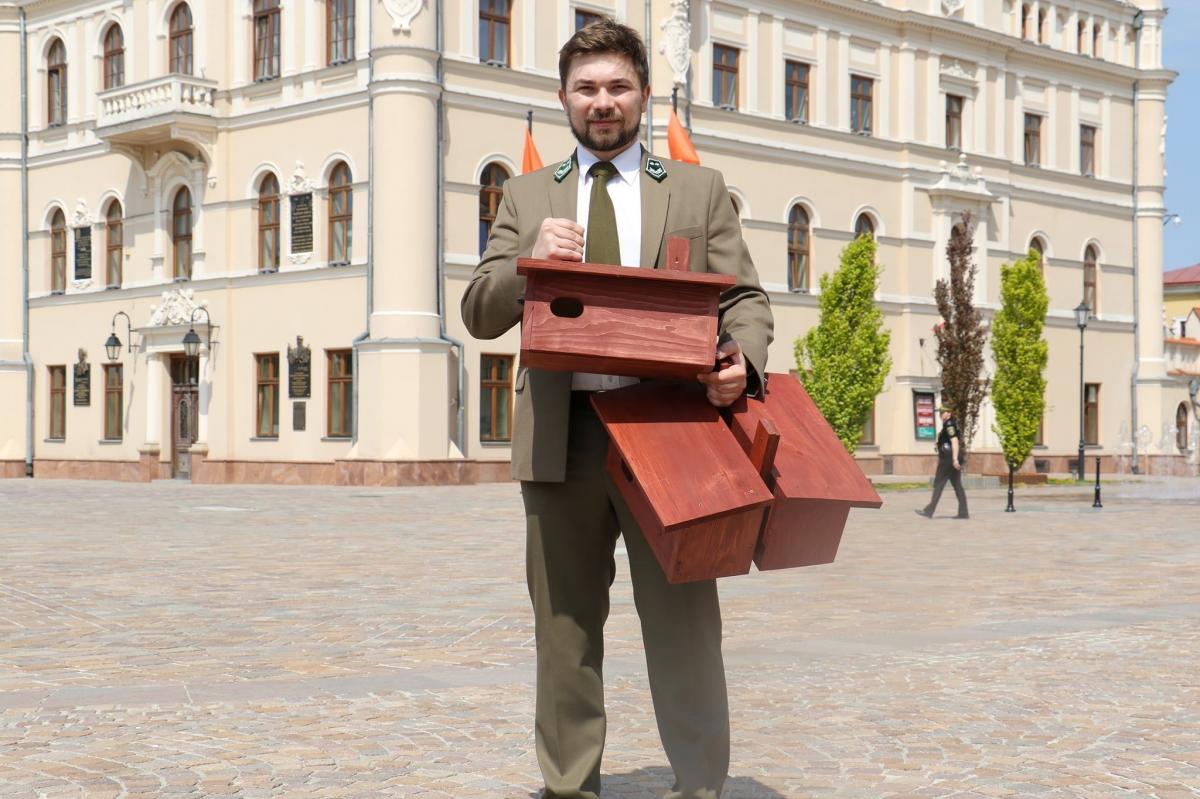 Budki lękowe dla jerzyków – naturalnych wrogów komarów – przekazał Paweł Fus z Nadleśnictwa Jarosław.

<br/>fot.UM Jarosław 