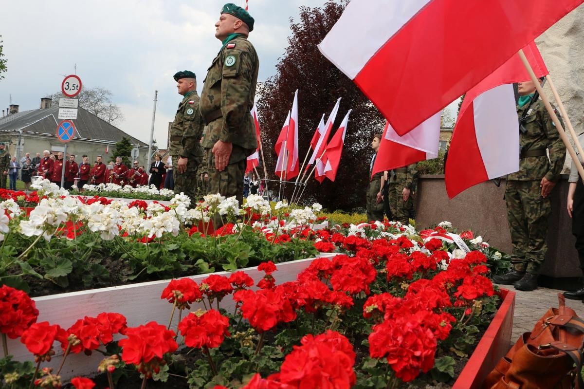 W tym roku majówka w Jarosławiu przebiegła pod hasłem patriotyzmu i barw biało-czerwonych.<br/>fot.powiat jarosławski