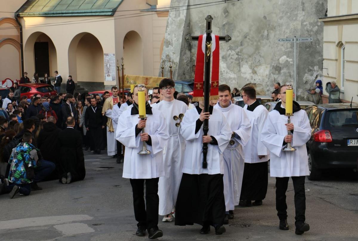 Gospodarzem Spotkania Młodych Archidiecezji Przemyskiej był w tym roku Jarosław. Już wiadomo, że w kolejnym pałeczkę organizatora przejmie Sanok.<br/>fot.UM Jarosław