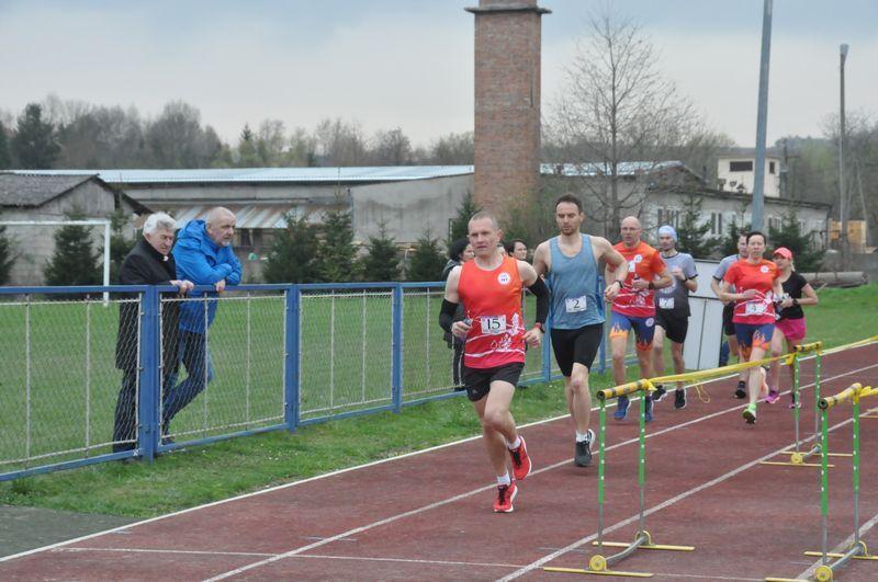 Tego typu wydarzenie to nie tylko świetna okazja do sportowych aktywności, ale również sposób na oddanie hołdu pochodzącemu z Pruchnika – bł. ks. Bronisławowi Markiewiczowi.<br/>fot.CKSiT Pruchnik 