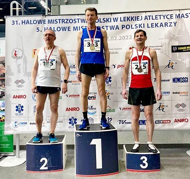 Jan Cząstka na najwyższym stopniu podium. Takie obrazki to już codzienność.<br/>fot.ze zbiorów własnych
