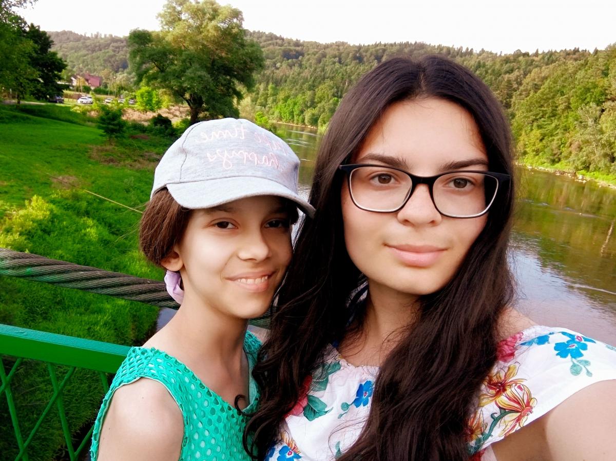 Wspólne zdjęcie sióstr z sierpnia 2020 r. Natalka zmarła 17 września 2020 r.<br/>fot.Magdalena Kowal