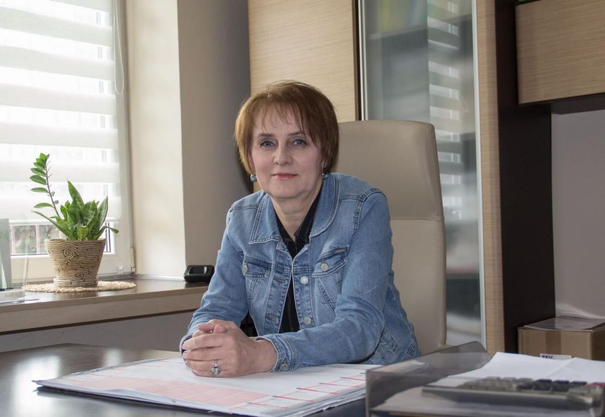– Uchodźcy, którzy trafili do naszych domów, mogą doświadczać uczucia silnego napięcia i lęku, a wielu z nich również dojmującego uczucia rozpaczy i braku nadziei, dezorientacji i utraty kontroli nad własnym życiem. Możemy spodziewać się całego spektrum reakcji – mówi psycholożka Alina Gral, dyrekto
