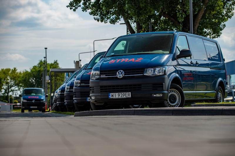 Nowe auta będą służyć w transporcie osób z granicy do punktów recepcyjnych oraz miejsc zakwaterowania czy przewożeniu niezbędnych towarów. 