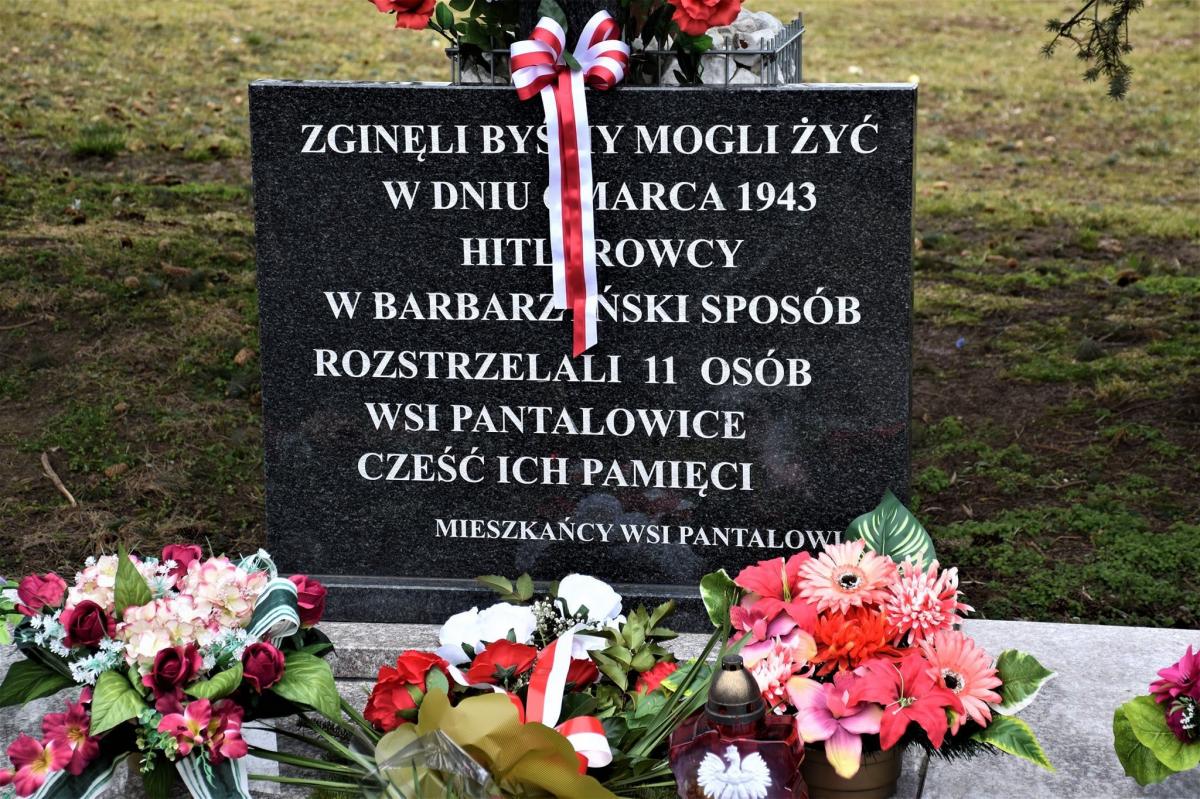 Mieszkańcy Kaszyc, Pantalowic i Łopuszki nie zapominają o tragicznych wydarzeniach sprzed 79. lat. <br/>fot.UMiG Kańczuga