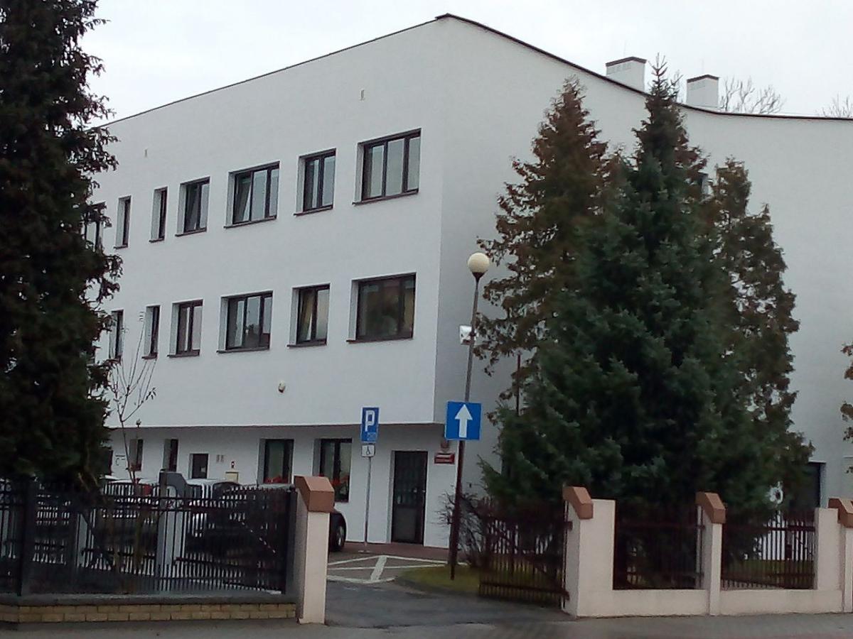 Punkt ma stanowić wsparcie w gąszczu przepisów dotyczących zatrudnienia zarówno dla obywateli Ukrainy, jak i lokalnych pracodawców deklarujących chęć ich zatrudnienia.

<br/>fot.Starostwo Powiatowe w Lubaczowie