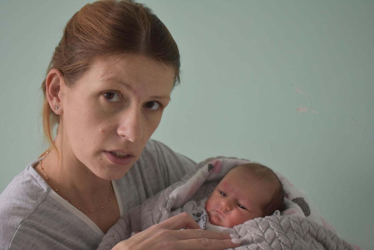 Sofija Semeniv z mamą Haliną, urodzona 26 lutego, waga 3130 g, siostrzyczka Anastazji (l. 10) i Stepana (l. 9).
