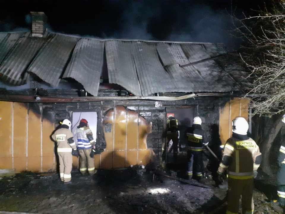 Pożar domu jednorodzinnego.<br/>fot.KPP Ropczyce