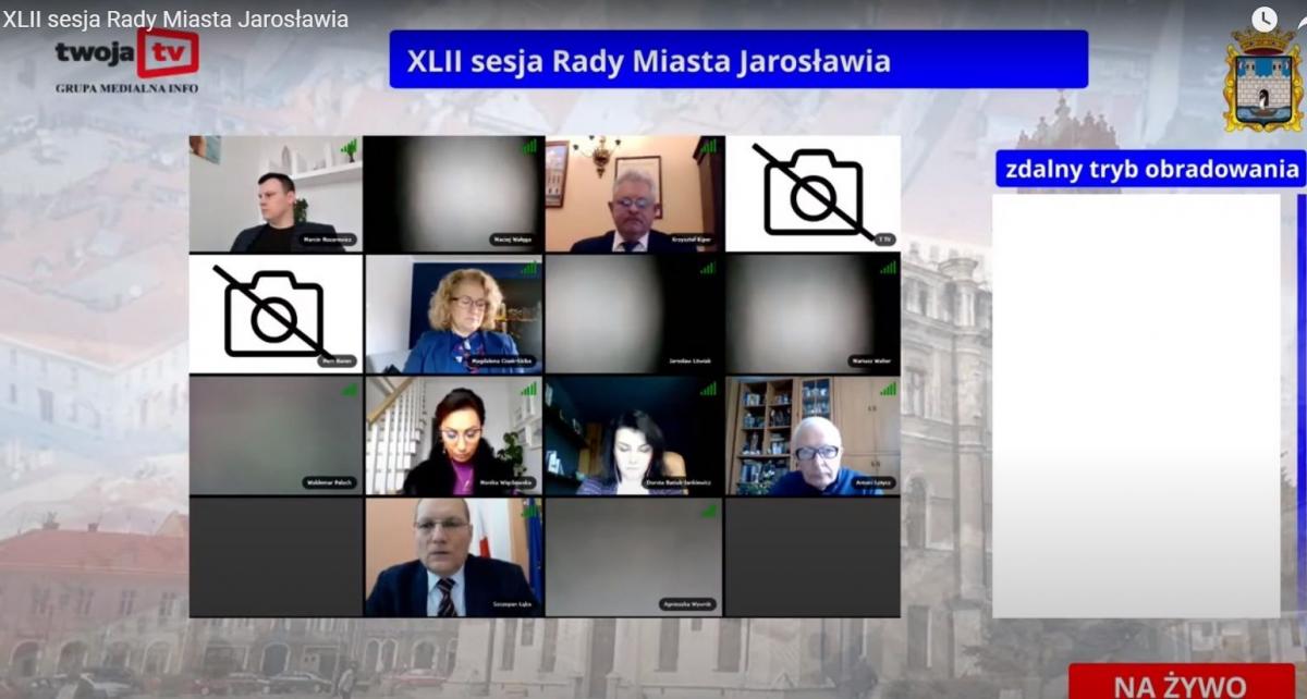 Czy to ostatni budżet Jarosaławia przepchnięty przez frakcję związaną z Waldemarem Paluchem? Na razie WZJ żyje z tego, że PiS ma problemy z frekwencją oraz nie idzie na współpracę z radnymi niezależnymi. Nastroje zmierzające ku temu, „by nabruździć burmistrzowi”, mogą w każdym momencie przeważyć…<br