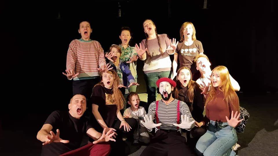 Przez trzy dni pracownia teatralna JOKiS tętniła niepowtarzalną energią teatru ruchu. <br/>fot.materiały organizatora