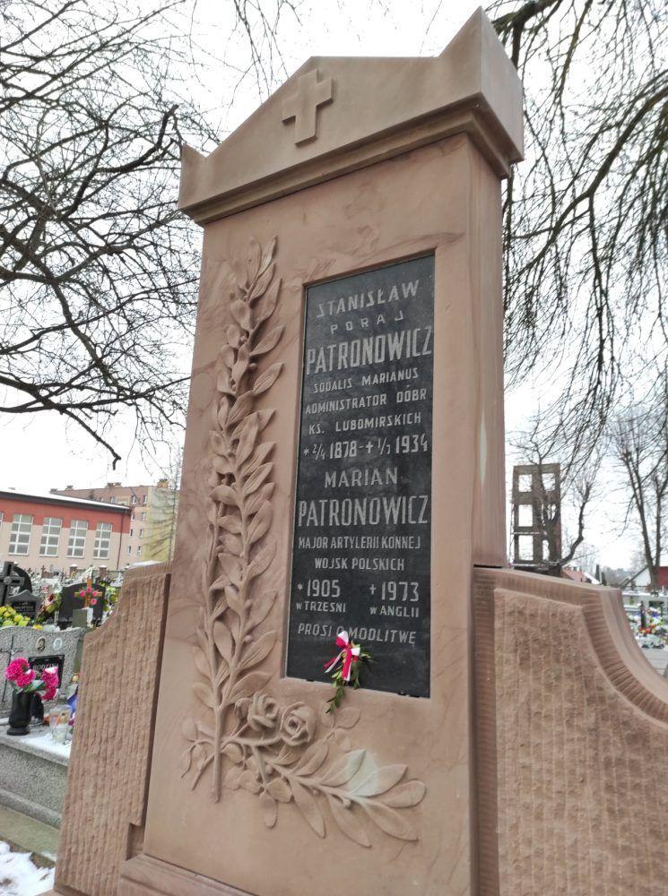 Dzięki pracom wykonanym przez specjalistów nagrobek odzyskał dawną świetność.<br/>fot.UM Przeworsk