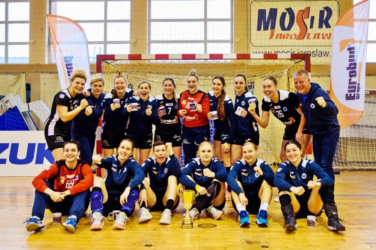 Eurobud JKS Jarosław zajął 2. miejsce w domowym, świąteczno-noworocznym turnieju.<br/>fot.Robert Lasek/PGNiG Superliga Piłki Ręcznej Kobiet