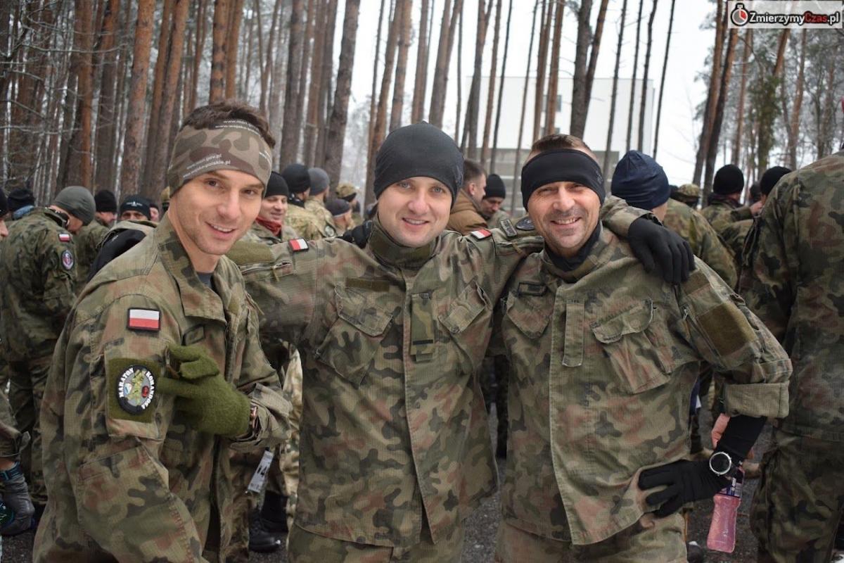 Żołnierze 3 Podkarpackiej Brygady OT w Rzeszowie, w której skład wchodzą bataliony z Jarosławia i Przemyśla, byli najlepsi w Maratonie Komandosa w kategorii Wojsk Obrony Terytorialnej. <br/>fot.3. PBOT