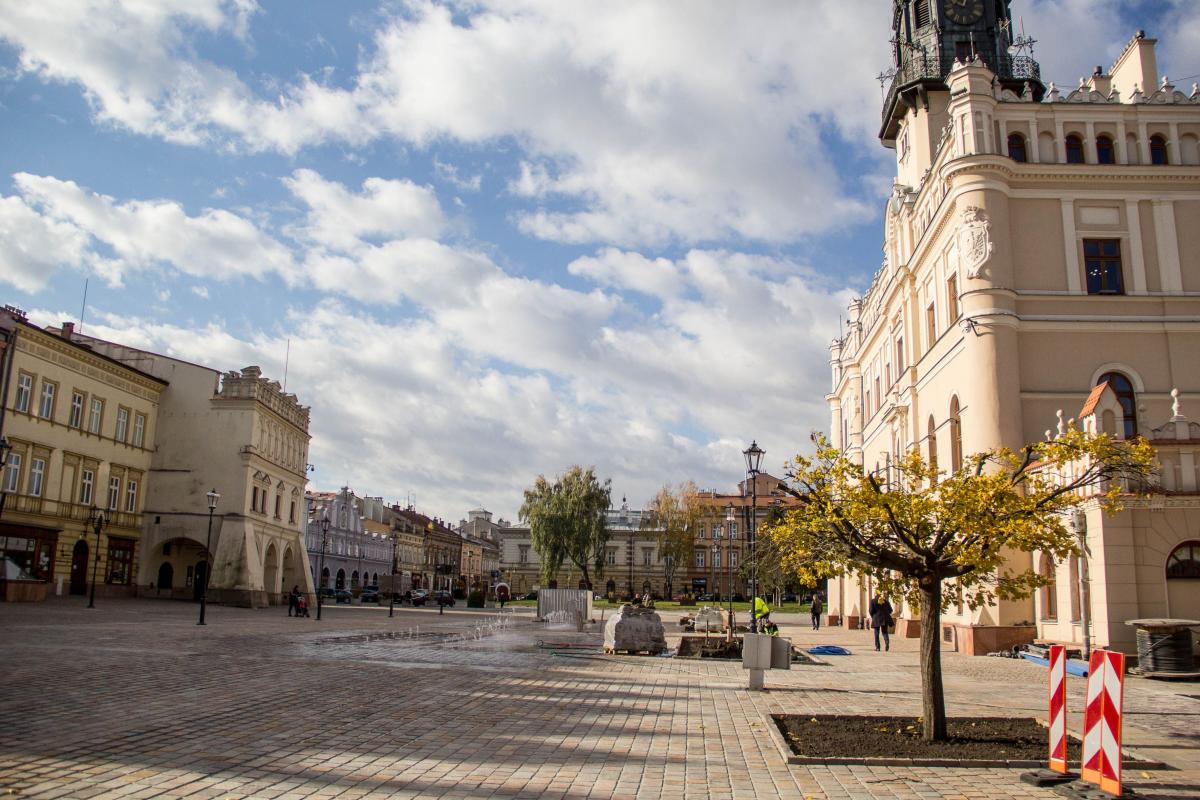 Już wiosną na Rynku powinny się pojawić donice z roślinami. <br/>fot.Bartłomiej Pacek