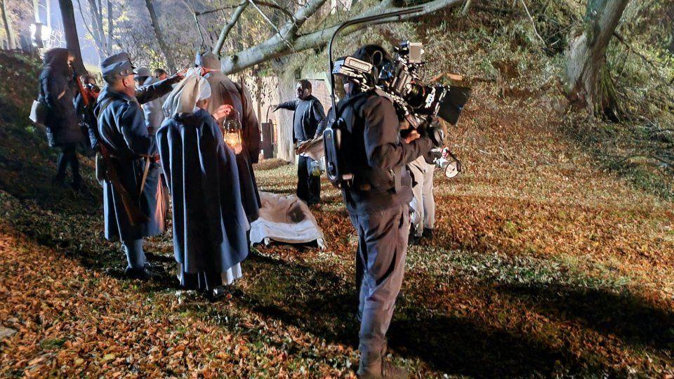 Filmowcy na forcie Werner w Żurawicy.<br/>fot.OSP Bolestrszyce