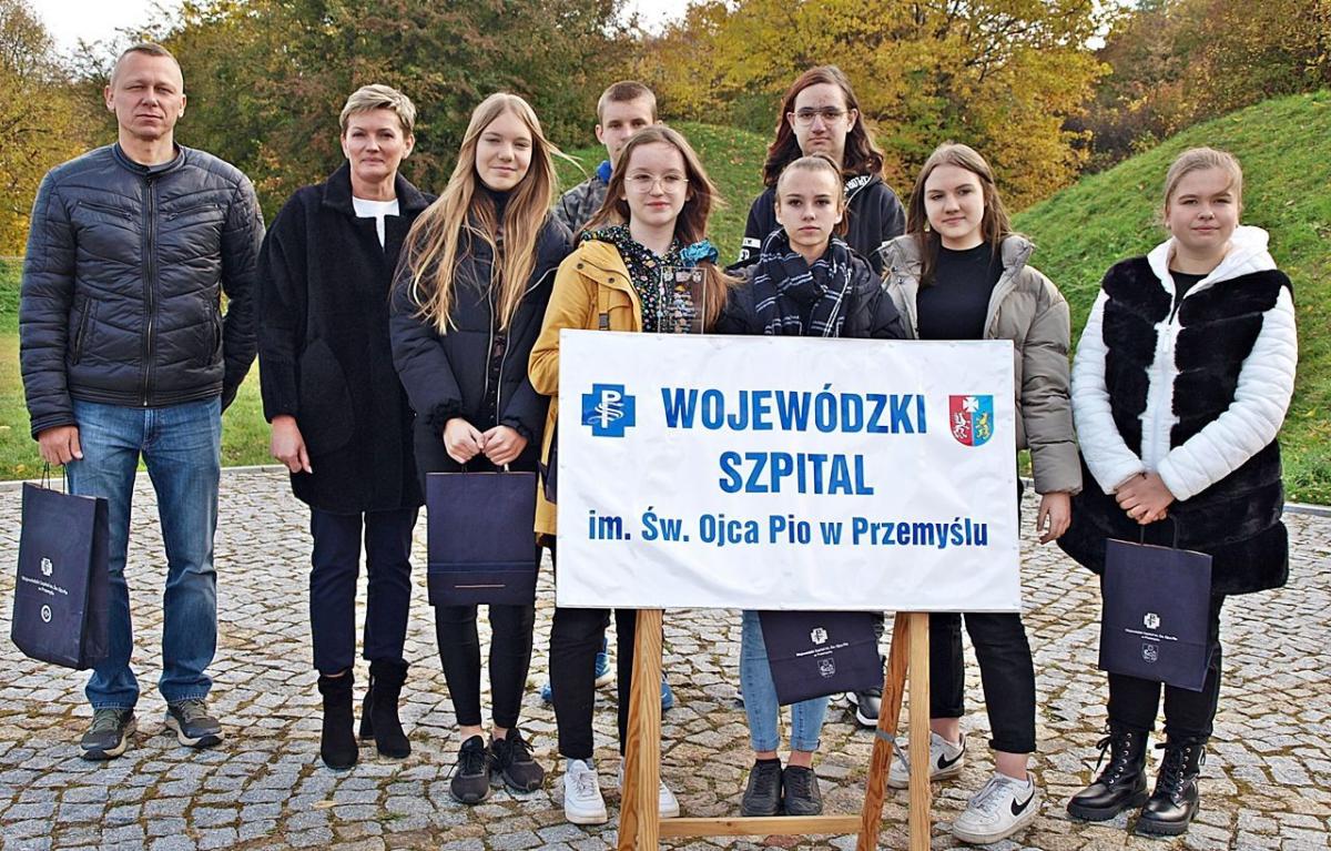 Zwycięzcy gry terenowej – drużyna SP Bolestraszyce.<br/>fot.Mariusz Godos