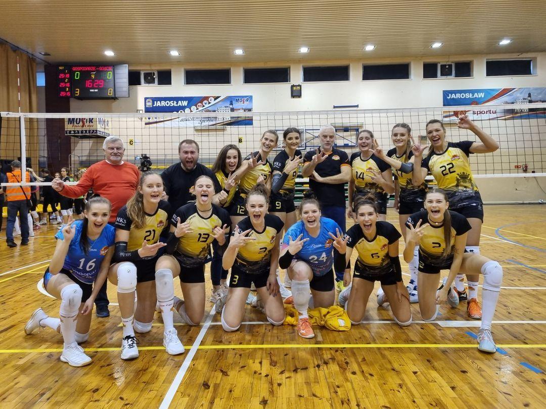 Tym razem trzy punkty zdobyły rywalki San-Pajdy Jarosław. W Szczyrku zdecydowanie dominowały gospodynie.<br/>fot.www.facebook.com/SanPajdaVolleyballTeam