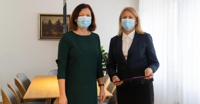 Maria Tabin-Matusz  przejęła obowiązki wójta gminy Wiązownica<br/>fot.Podkarpacki Urząd Wojewódzki w Rzeszowie