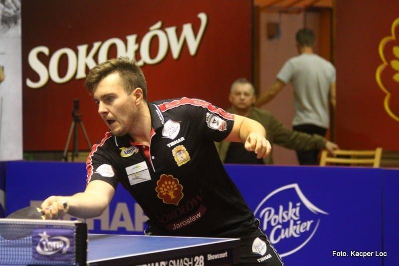 Mateusz Czernik nie miał większych szans w starciu z Arturem Grelą.<br/>fot.Kacper Loc