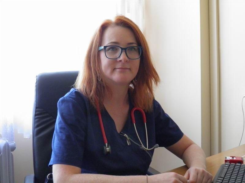 Lek. med. Iwona Gajewską, kierownik oddziału dzieci z pododdziałem pulmunologii dziecięcej w Wojewódzkim Szpitalu im. św. Ojca Pio w Przemyślu uspokaja: – Owszem, zaczął się sezon infekcji. Ale tak było zawsze. Wrzesień zawsze był miesiącem, kiedy dzieciom wracającym do szkół czy przedszkoli towarzy