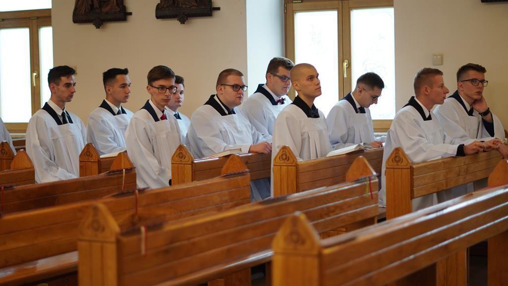 W tym roku akademickim formację do kapłaństwa podjęło łącznie 47 kleryków, w tym 10 na pierwszym roku.<br/>fot.WSD w Przemyślu